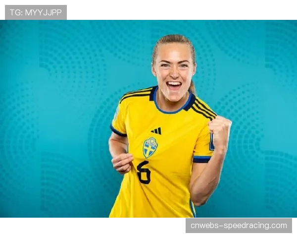 拜仁女足中卫埃里克松兼职为男足担任分析师，复合型人才受重视